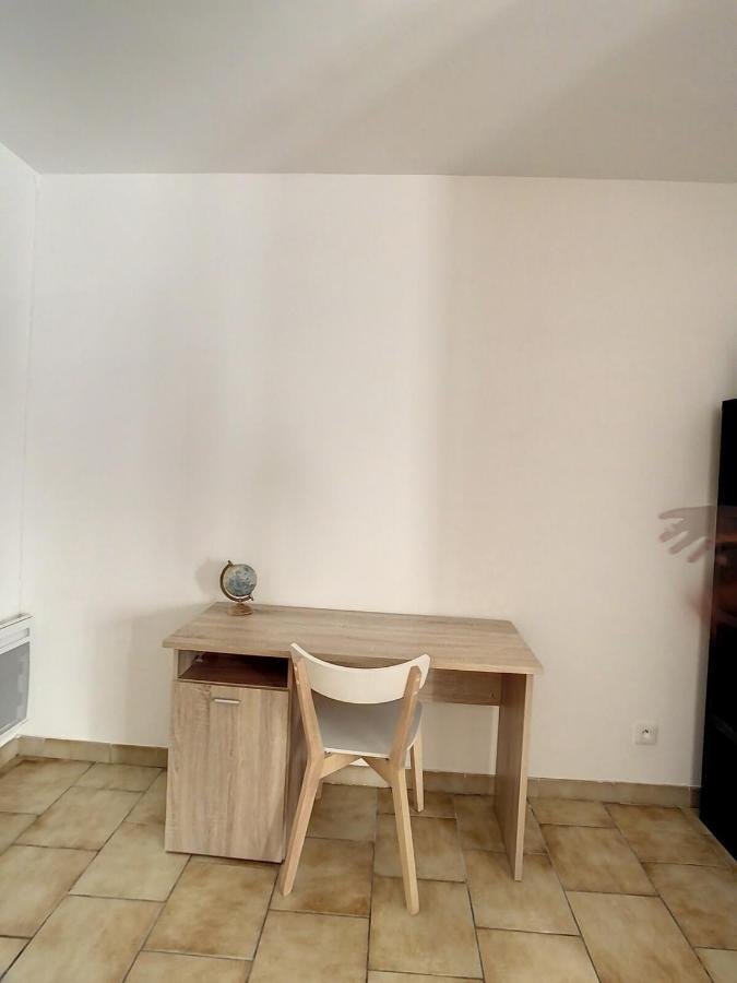 Grand Appart Spacieux Hyper Centre Gare 2Pers Труа Екстер'єр фото